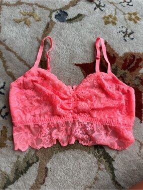 Victoria Secret Medium Lace Bralette Crop Top - Coral Pink Never Worn